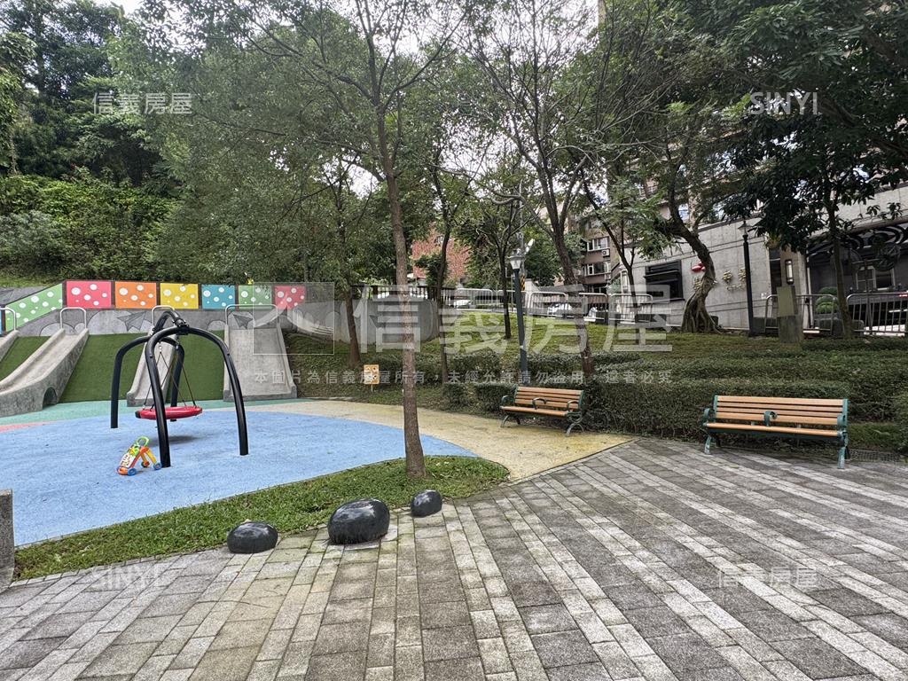 綠景森活邊間美宅房屋室內格局與周邊環境