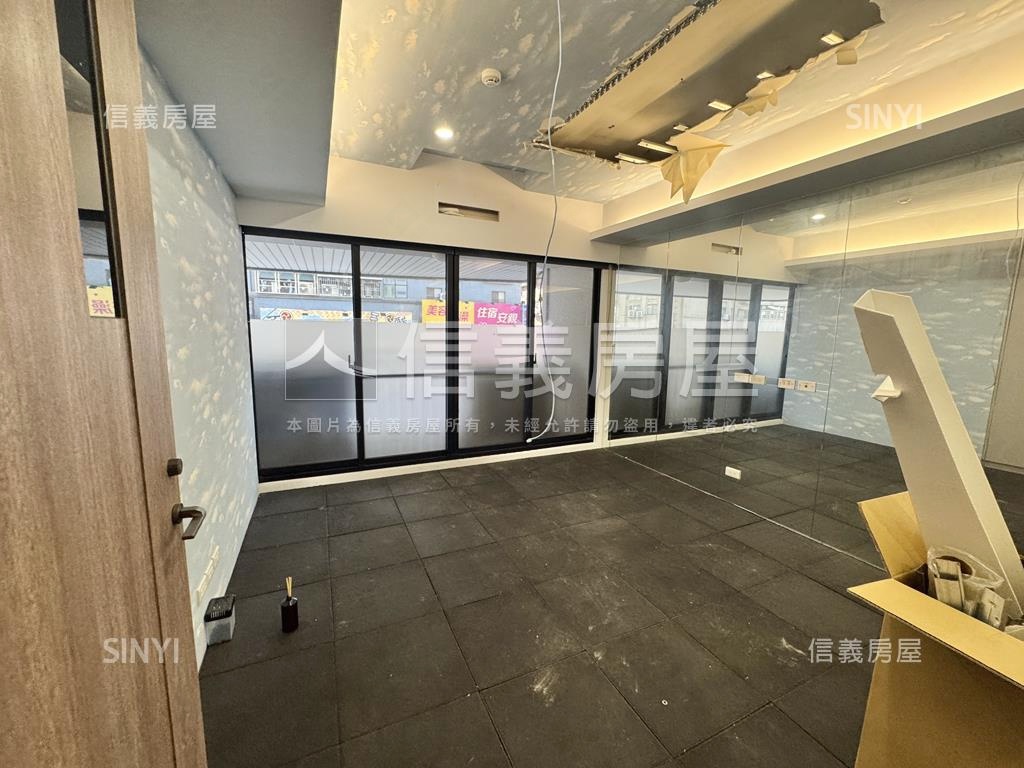 華麗綻放．捷運金店房屋室內格局與周邊環境