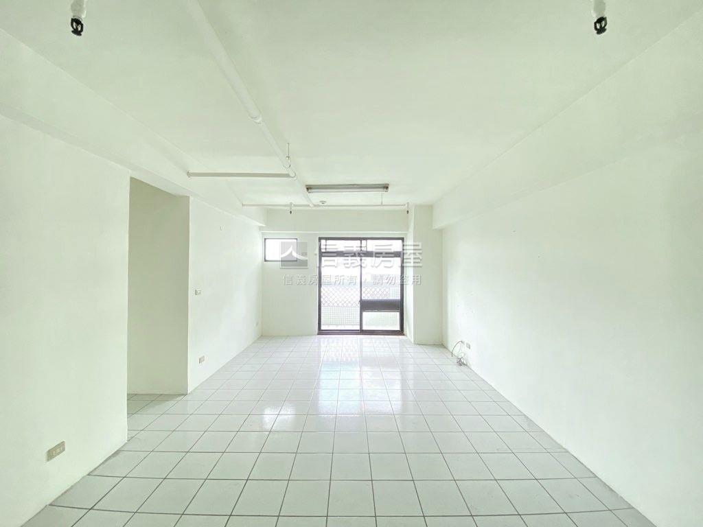 中科邊間採光大三房房屋室內格局與周邊環境