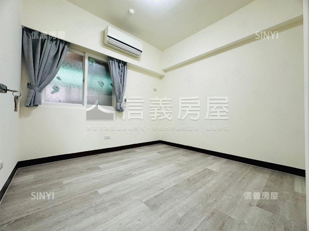 龍安特區採光三房房屋室內格局與周邊環境