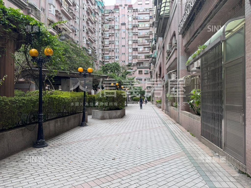 龍安特區採光三房房屋室內格局與周邊環境