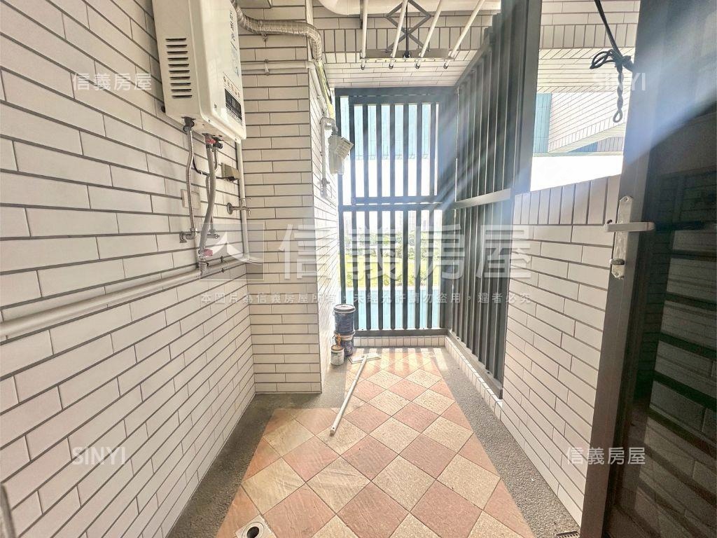 音樂河裝潢兩房平車房屋室內格局與周邊環境