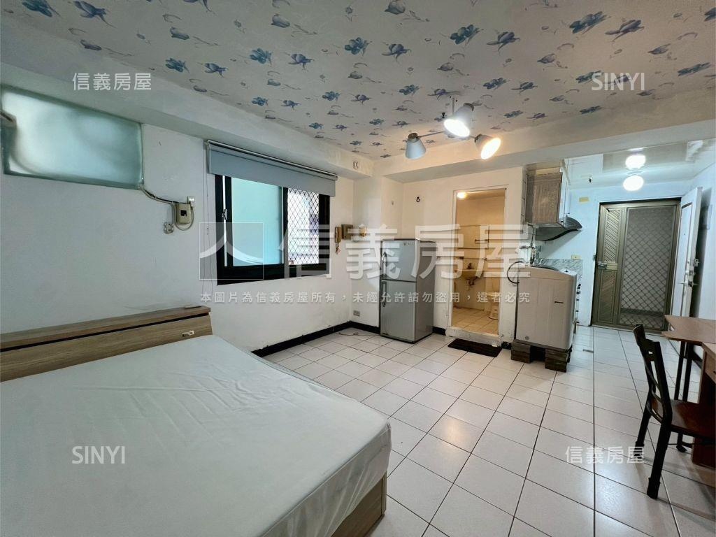 世紀名宮小資套房房屋室內格局與周邊環境