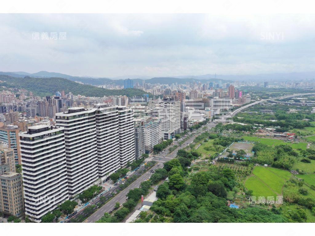 【萬企大業】高樓遠眺山景房屋室內格局與周邊環境