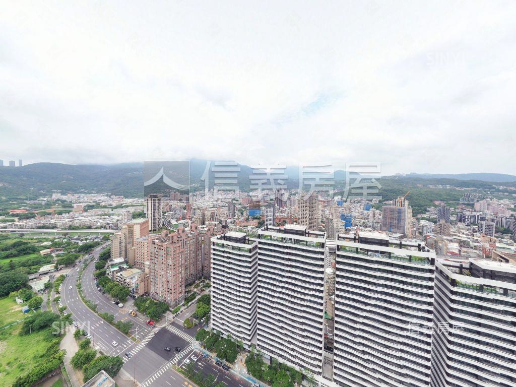【萬企大業】高樓遠眺山景房屋室內格局與周邊環境