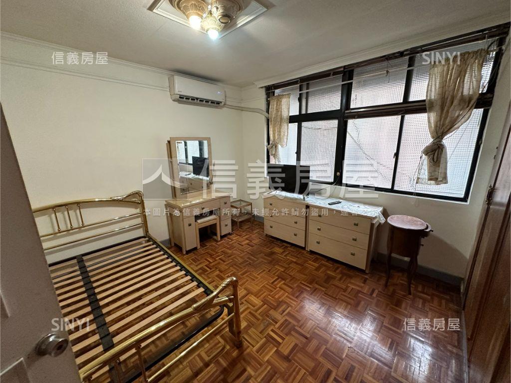中正學區捷運三房房屋室內格局與周邊環境