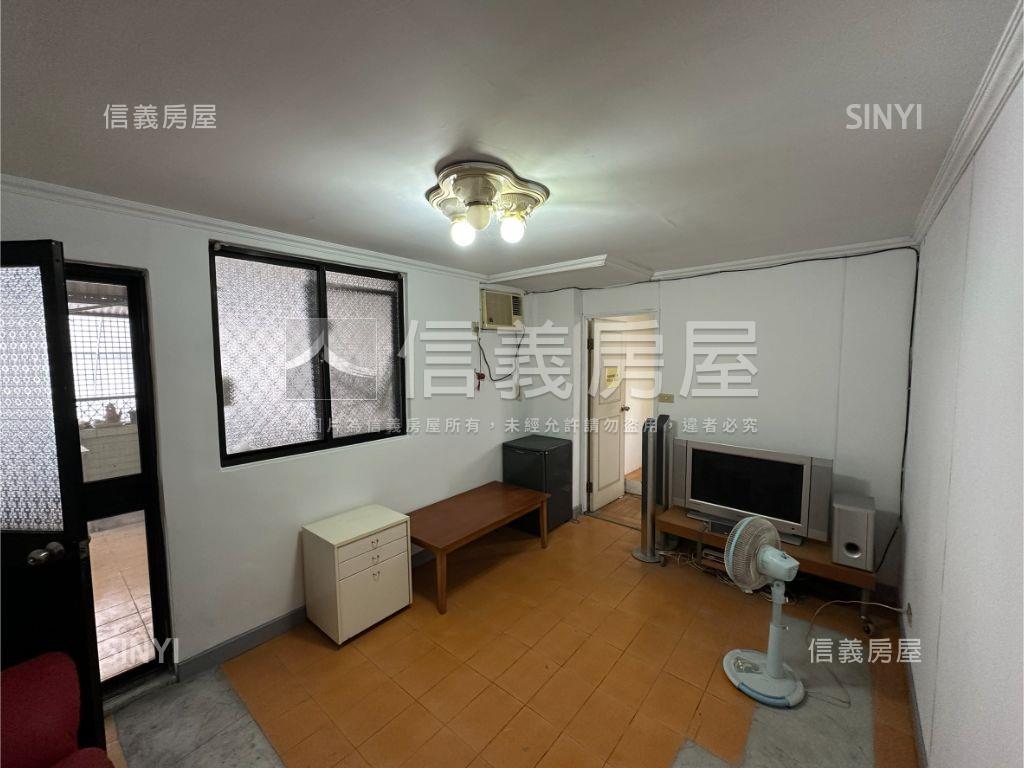 中正學區捷運三房房屋室內格局與周邊環境