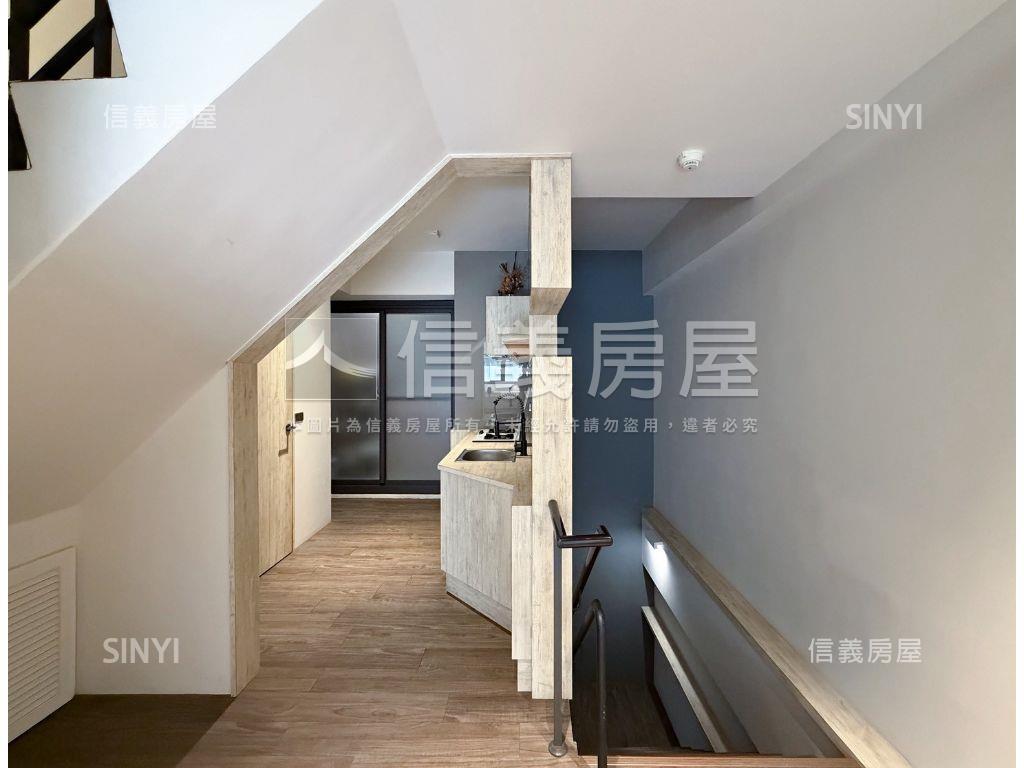艾司摩爾｜輕奢質感金店面房屋室內格局與周邊環境