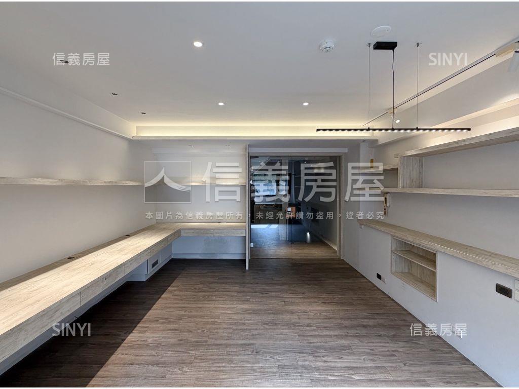 艾司摩爾｜輕奢質感金店面房屋室內格局與周邊環境