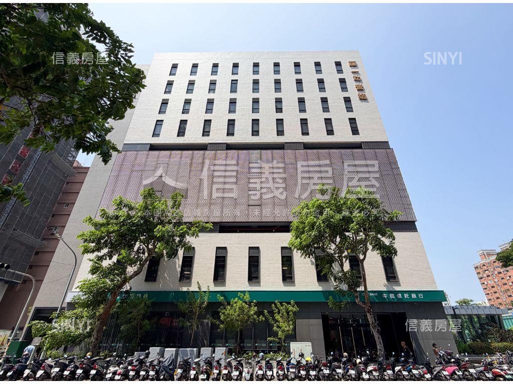 艾司摩爾｜輕奢質感金店面房屋室內格局與周邊環境
