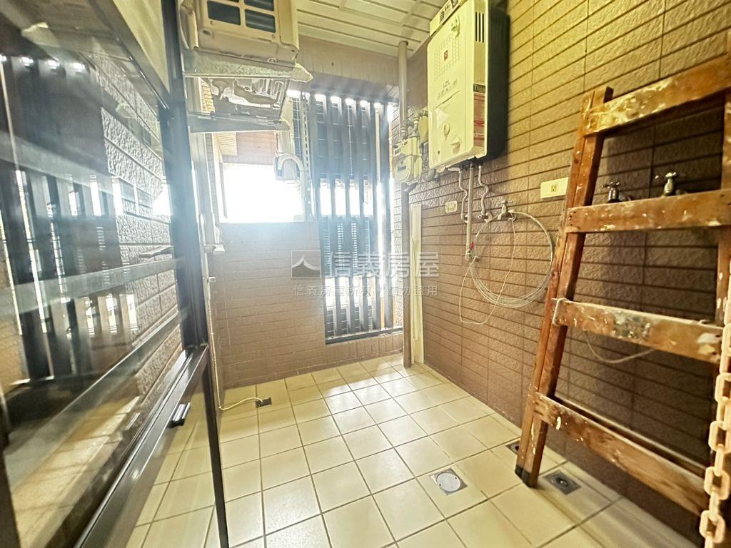 ☆中興大學美三房平車☆房屋室內格局與周邊環境