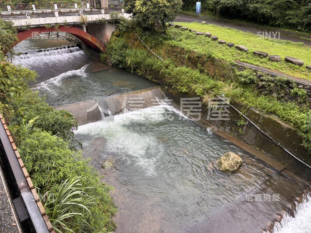水明漾．依山傍水裝潢別墅房屋室內格局與周邊環境