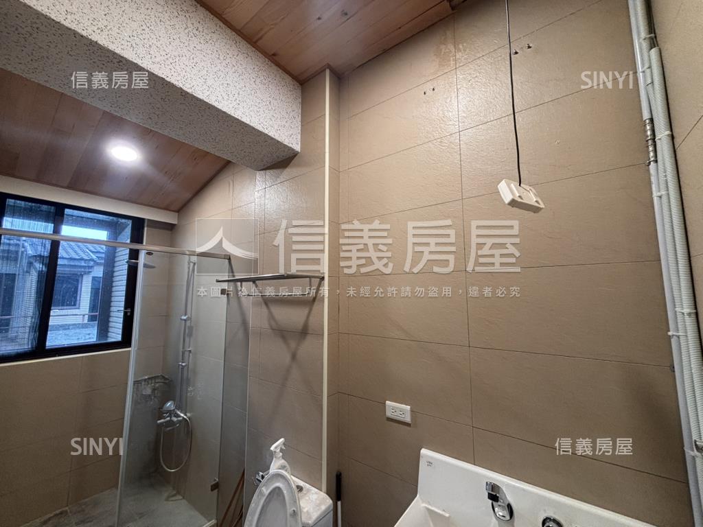 水明漾．依山傍水裝潢別墅房屋室內格局與周邊環境