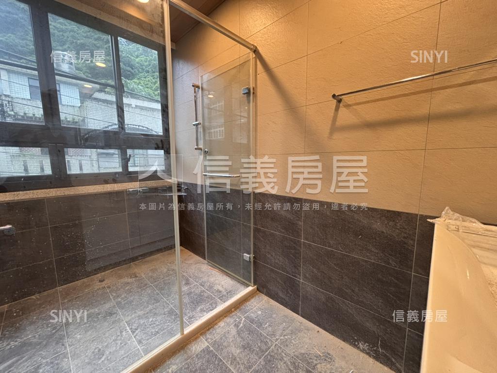 水明漾．依山傍水裝潢別墅房屋室內格局與周邊環境