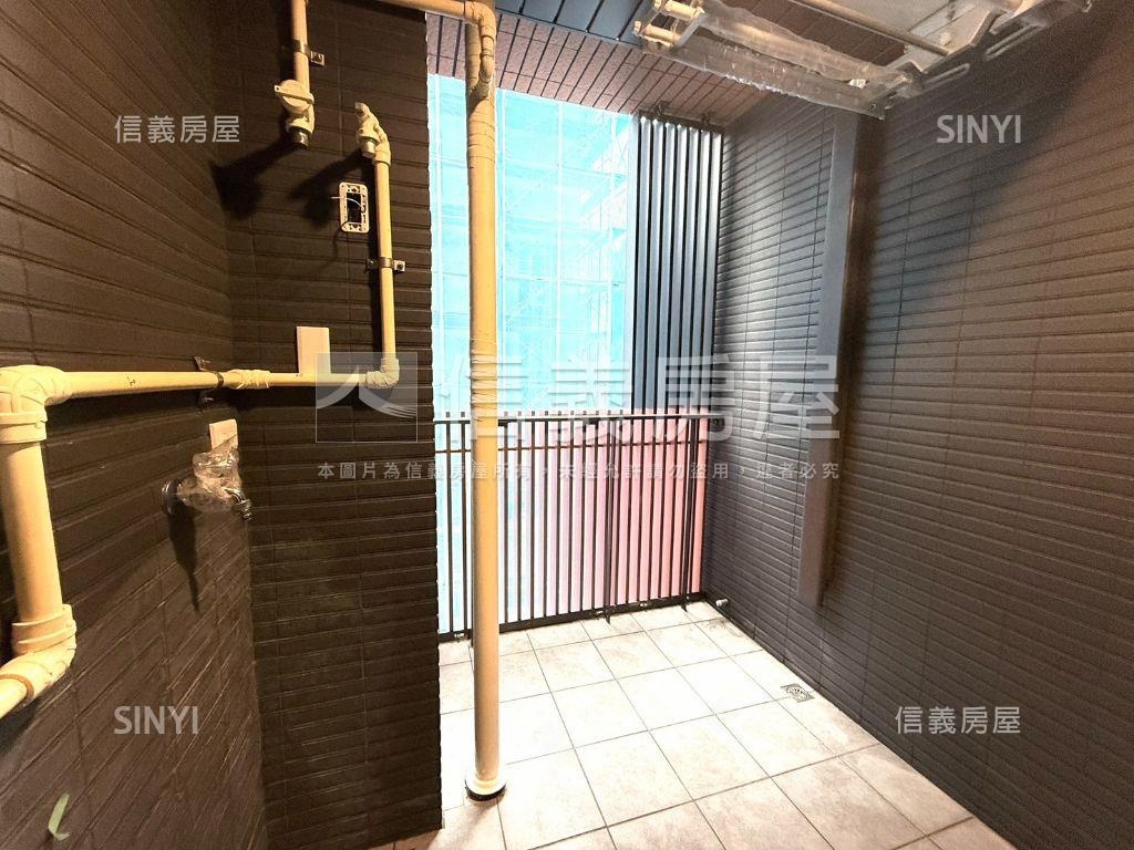 宏盛心中央三房車位房屋室內格局與周邊環境