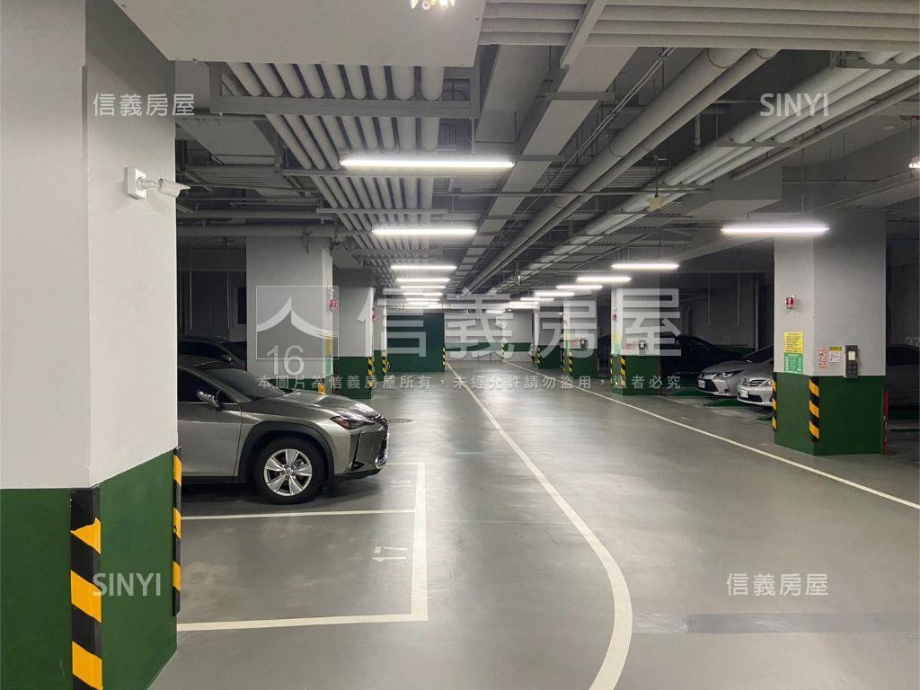 雙子星獨立產權坡平車位房屋室內格局與周邊環境