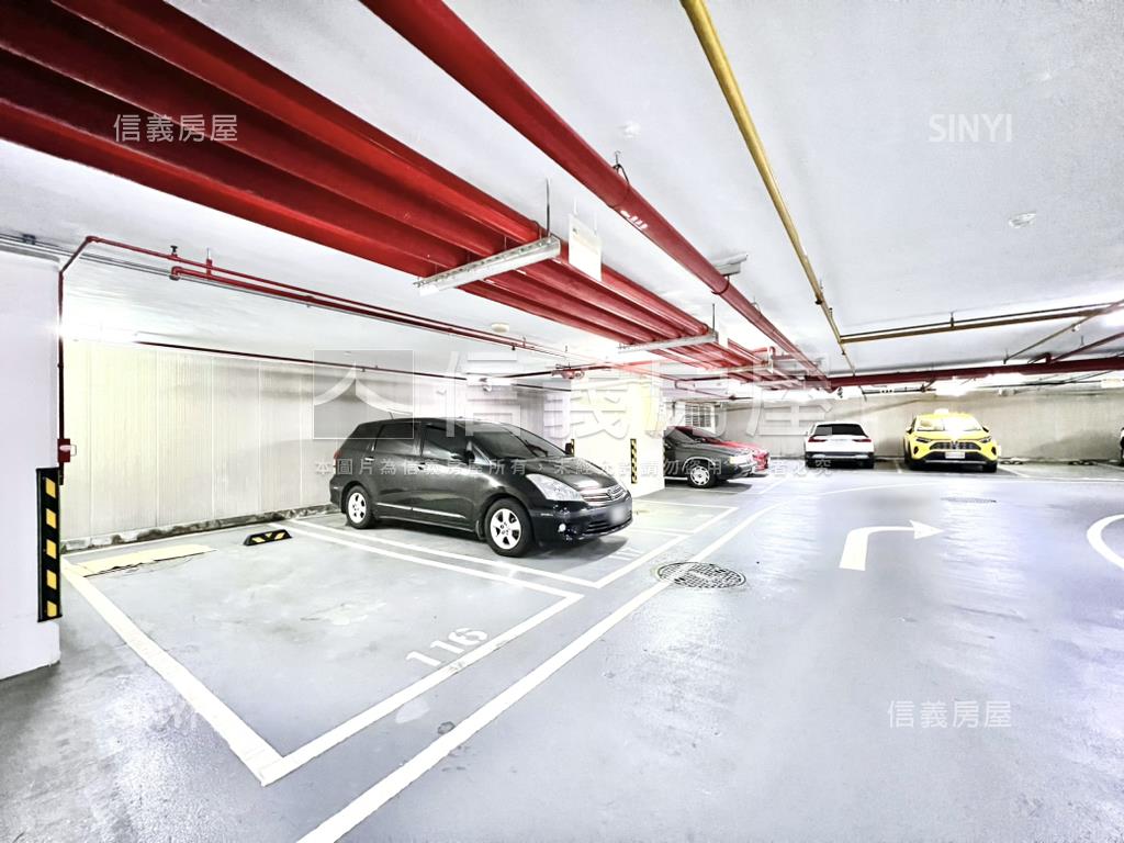 稀有釋出．新巨蛋平面車位房屋室內格局與周邊環境
