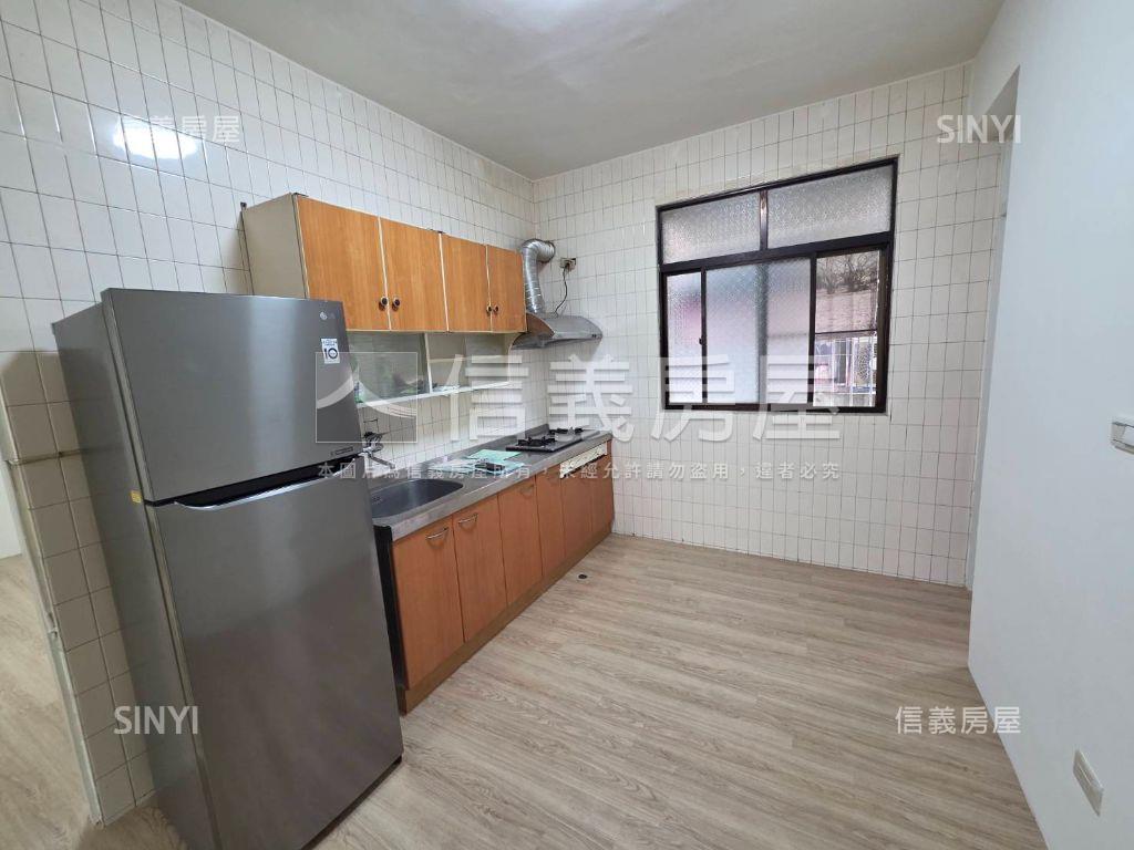 武廟商圈精美三房公寓２樓房屋室內格局與周邊環境