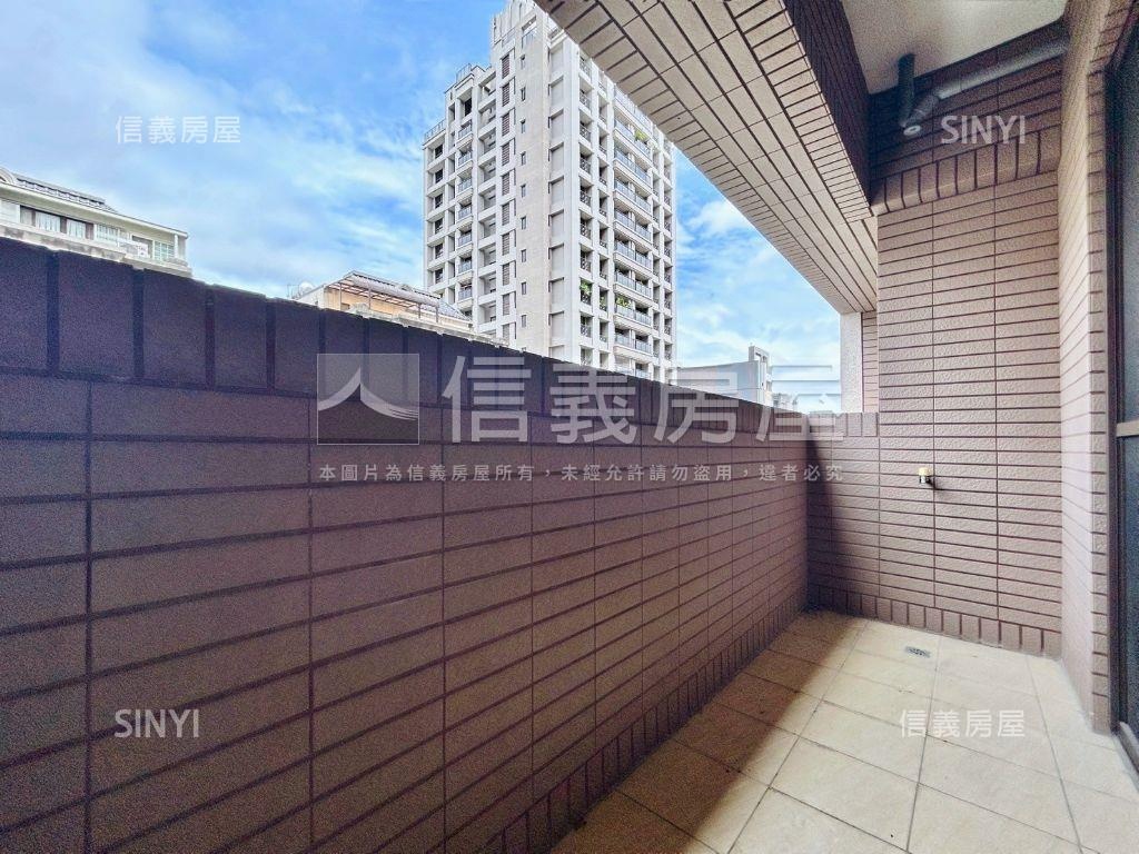 北屯近７４三房裝潢美屋房屋室內格局與周邊環境