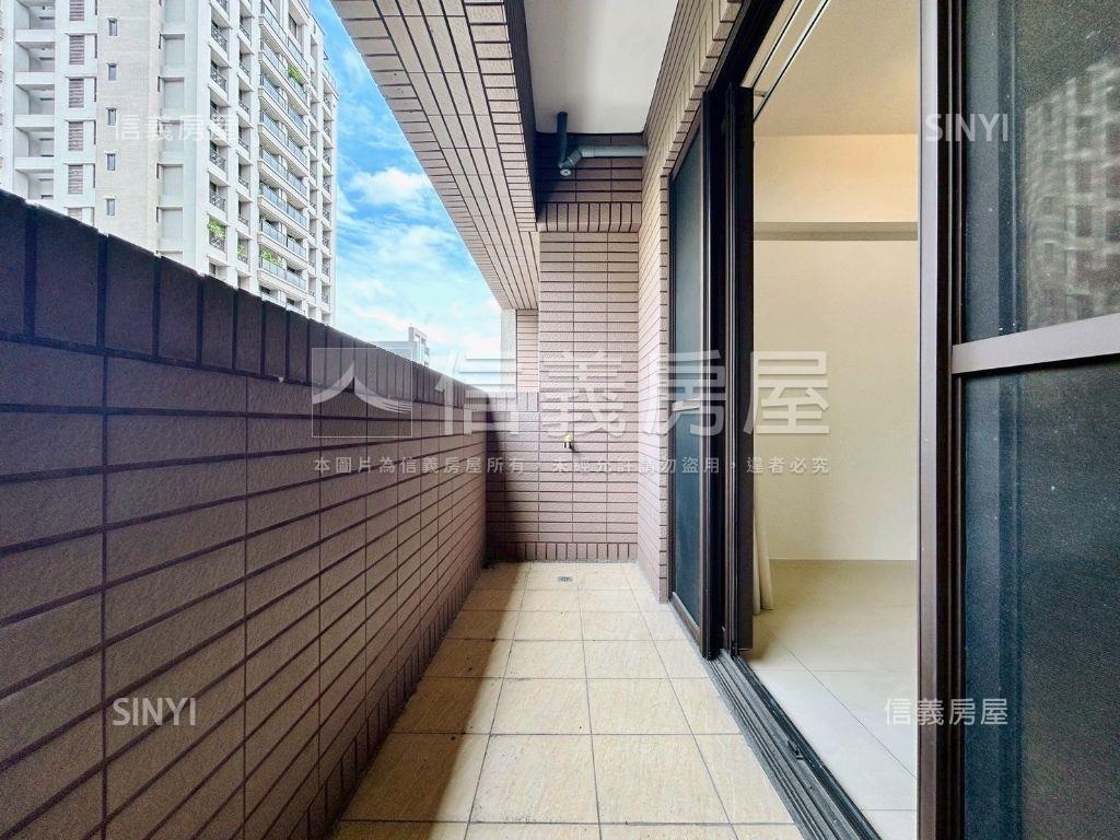 北屯近７４三房裝潢美屋房屋室內格局與周邊環境