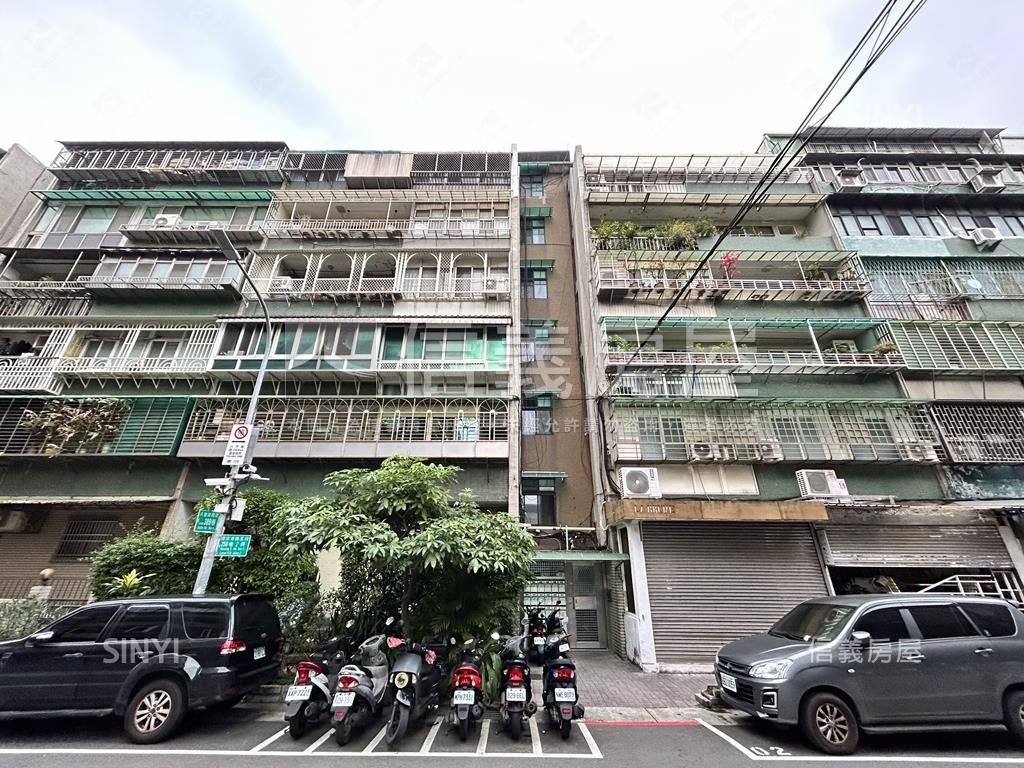 南京靜巷機能強華廈房屋室內格局與周邊環境