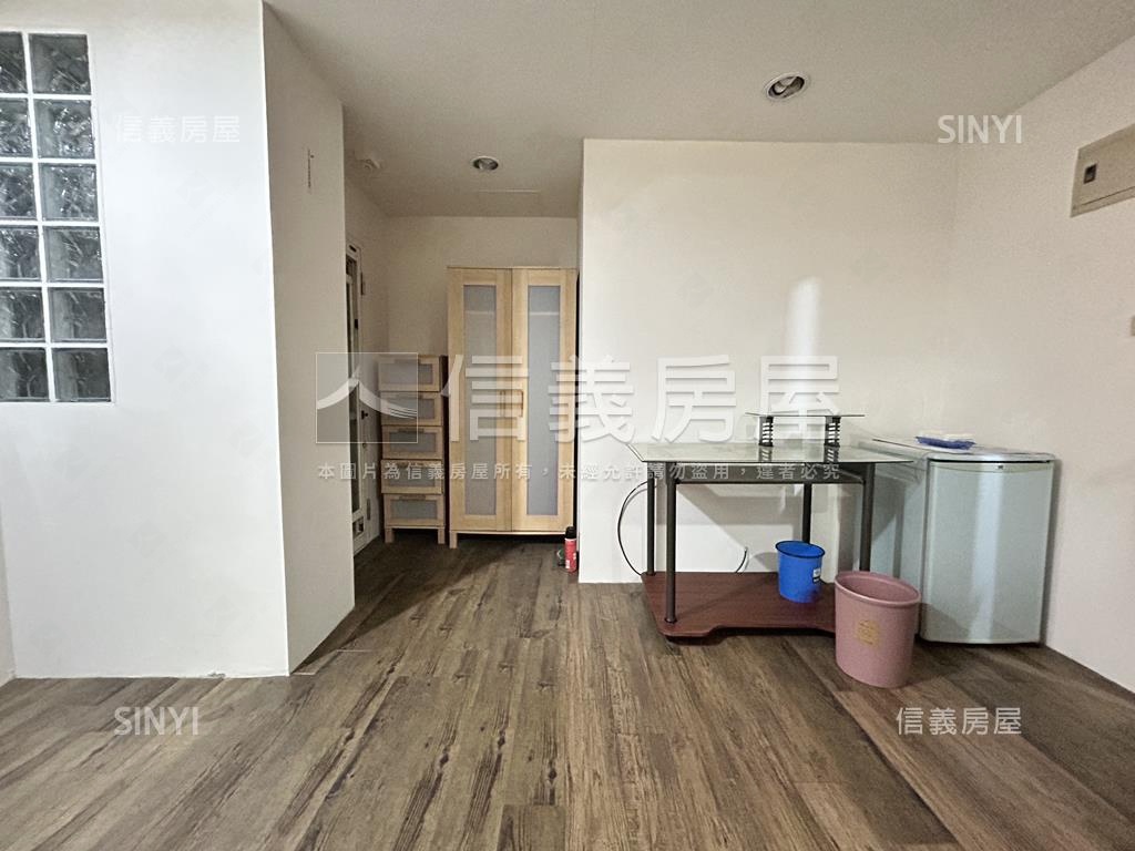 南京靜巷機能強華廈房屋室內格局與周邊環境