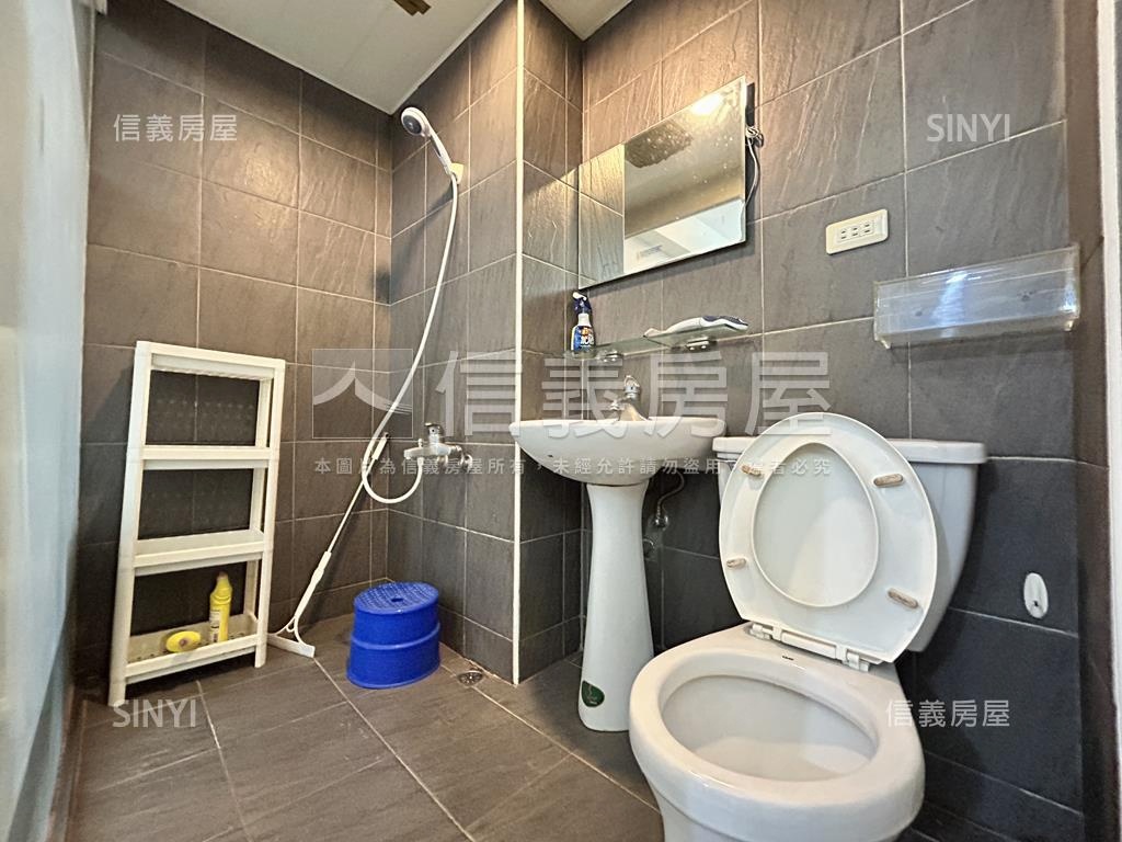 南京靜巷機能強華廈房屋室內格局與周邊環境