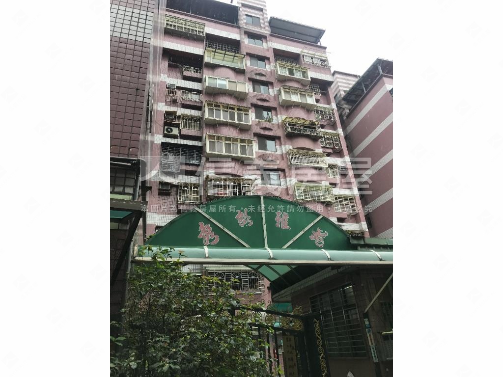 秀朗雅苑獨立產權車位房屋室內格局與周邊環境