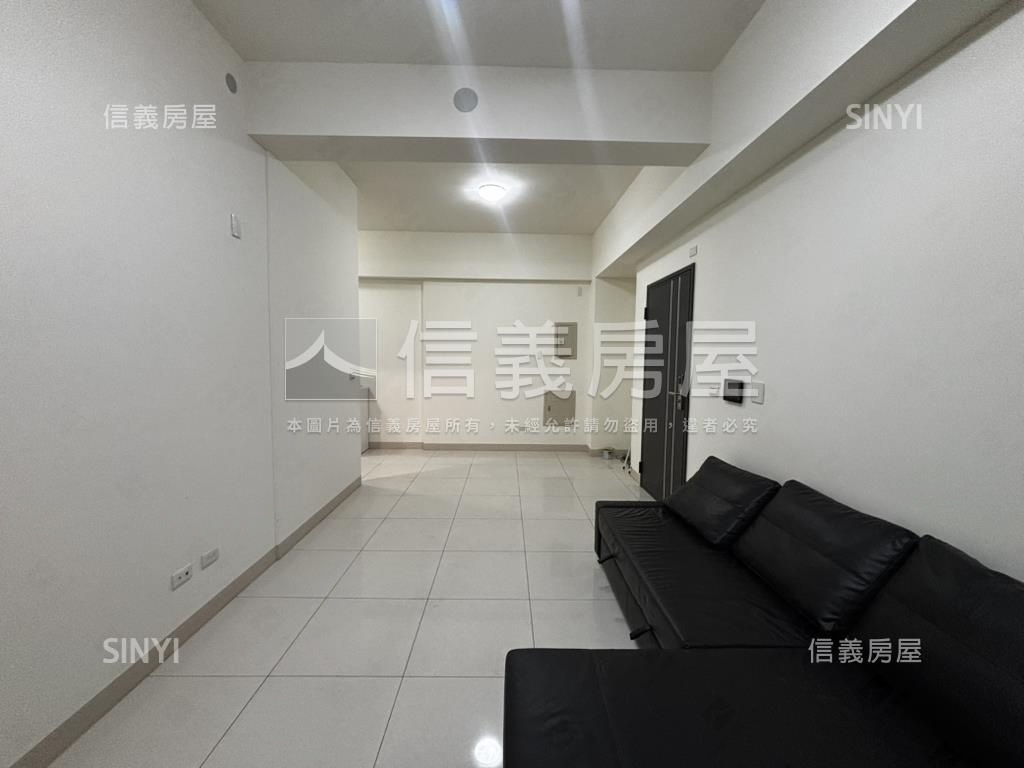 屏東萬吉晶硯電梯好宅房屋室內格局與周邊環境