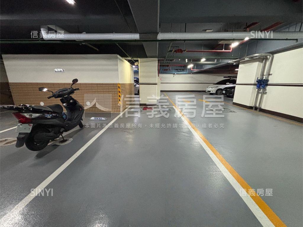麗寶星光道採光三房車位房屋室內格局與周邊環境
