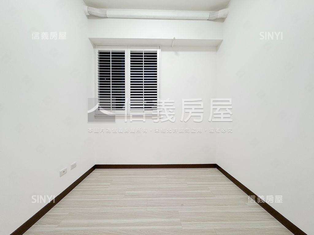 《新海城》兩房車位房屋室內格局與周邊環境