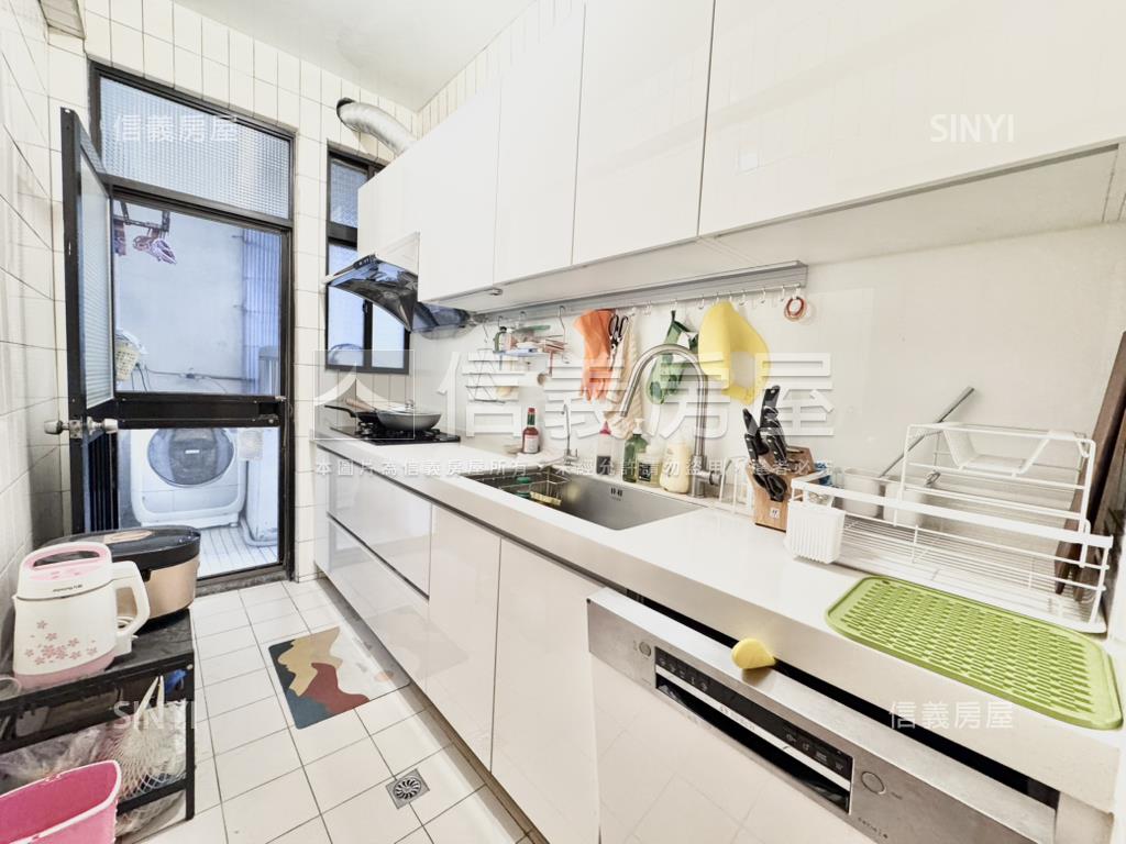 江子翠文聖美宅房屋室內格局與周邊環境