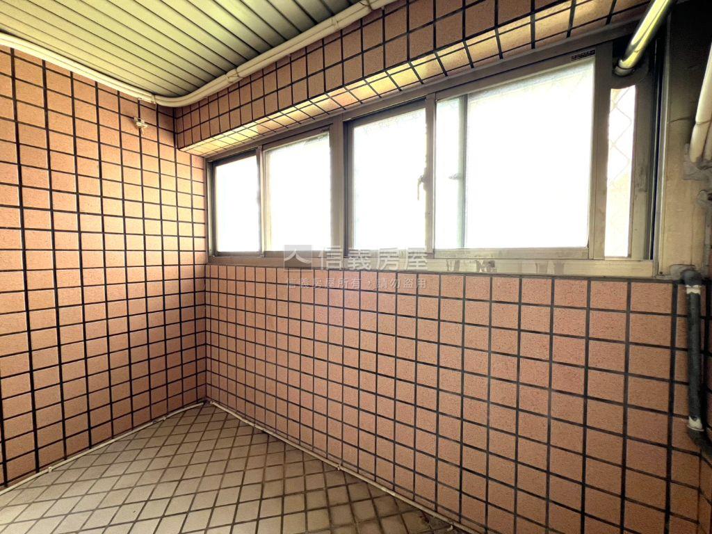 江山景觀宅房屋室內格局與周邊環境