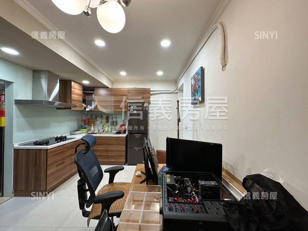德昌街一樓魔術空間房屋室內格局與周邊環境