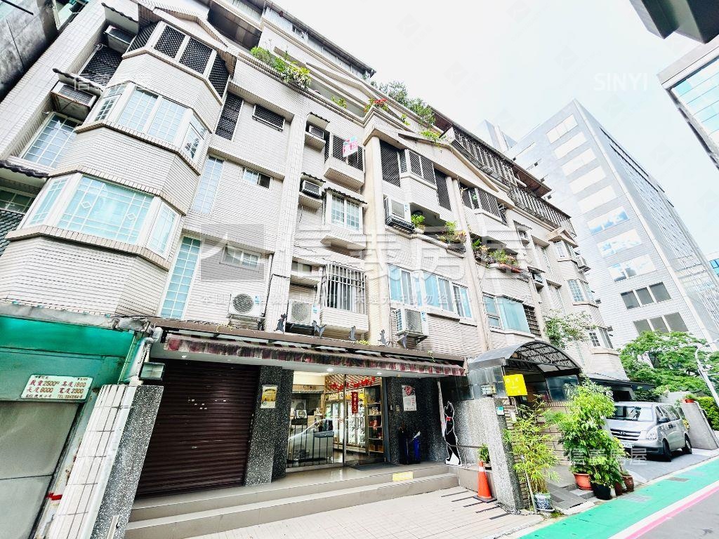 專任松江路雙併華廈＋車位房屋室內格局與周邊環境