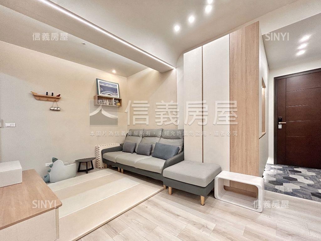 副都心旺年匯兩房車位房屋室內格局與周邊環境