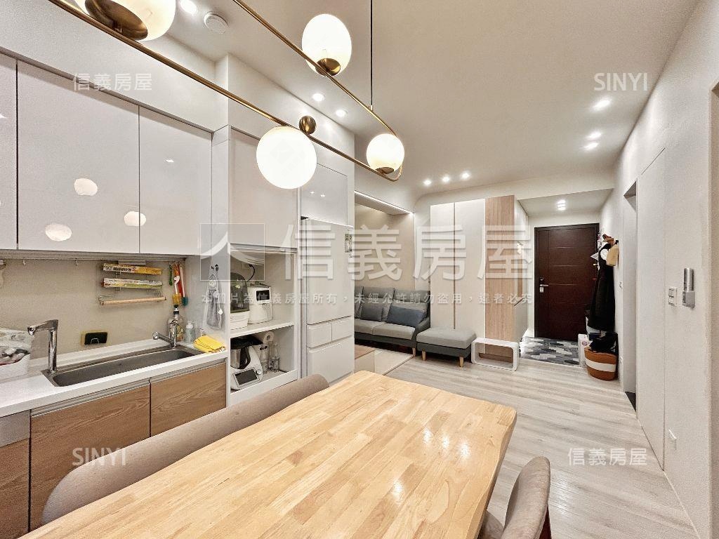 副都心旺年匯兩房車位房屋室內格局與周邊環境