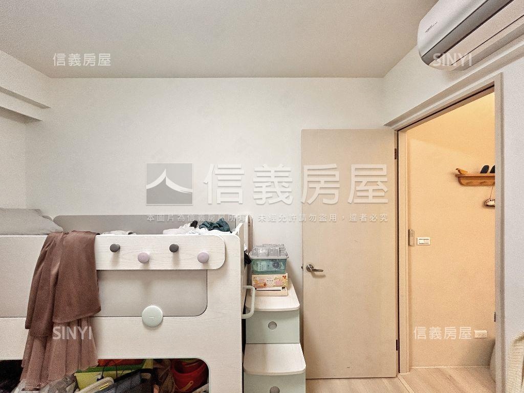 副都心旺年匯兩房車位房屋室內格局與周邊環境