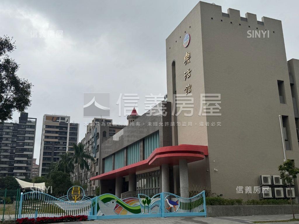 副都心旺年匯兩房車位房屋室內格局與周邊環境