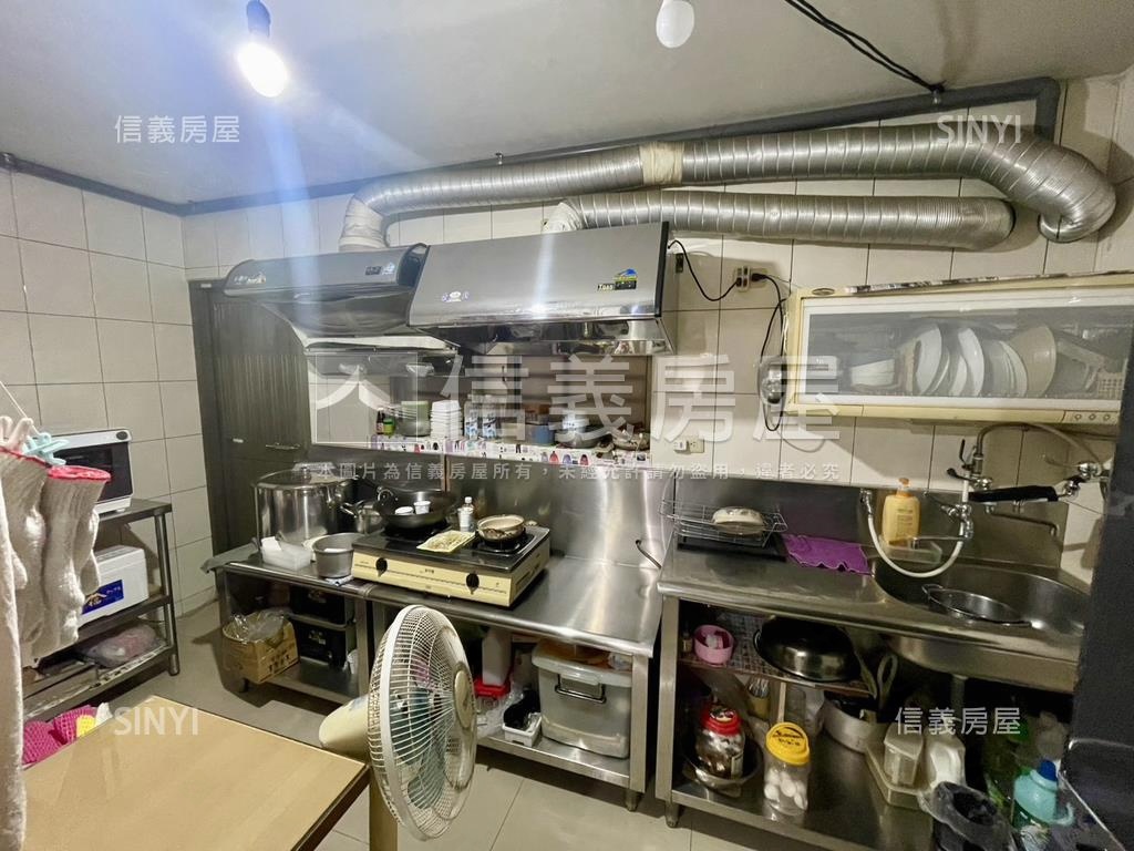 後甲東寧２０１巷透天房屋室內格局與周邊環境