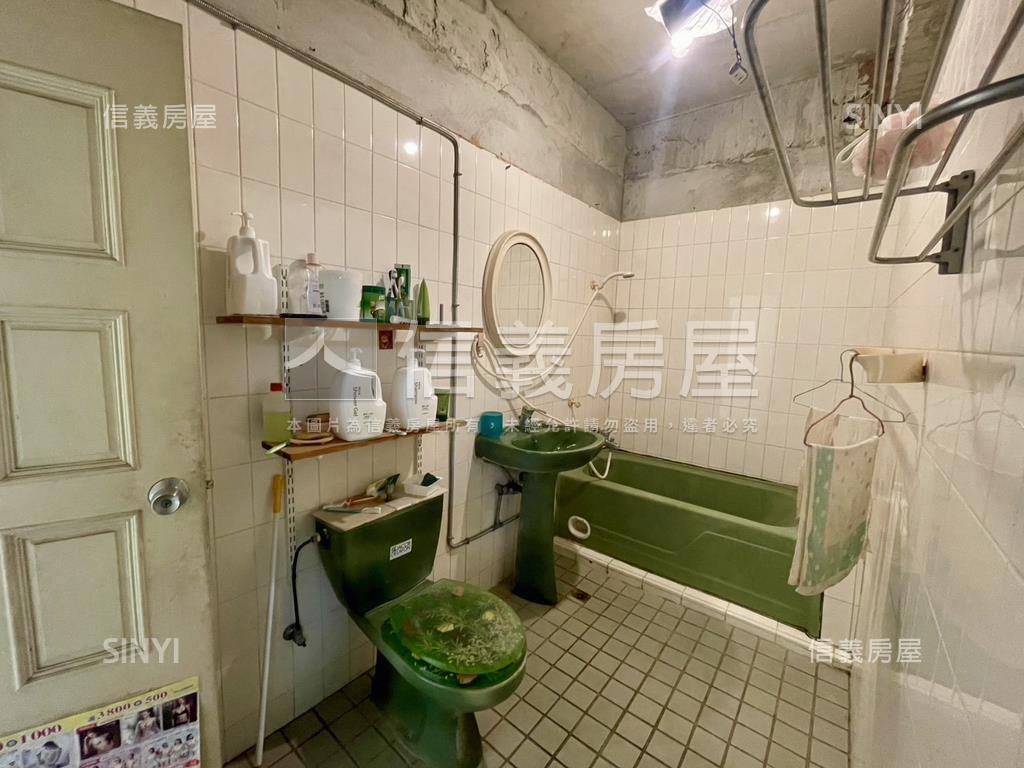 後甲東寧２０１巷透天房屋室內格局與周邊環境