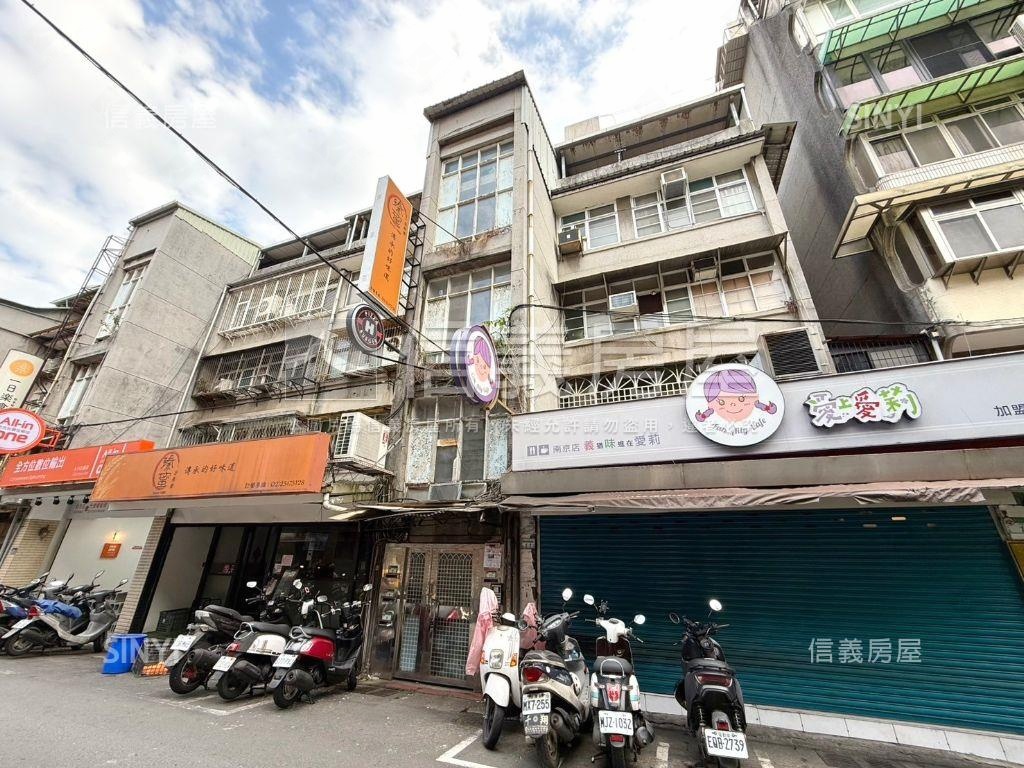 小巨蛋靜巷頂加介壽學區房屋室內格局與周邊環境