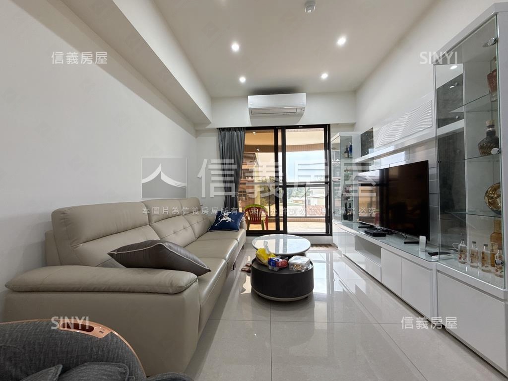 英倫亞灣精美三房平車房屋室內格局與周邊環境