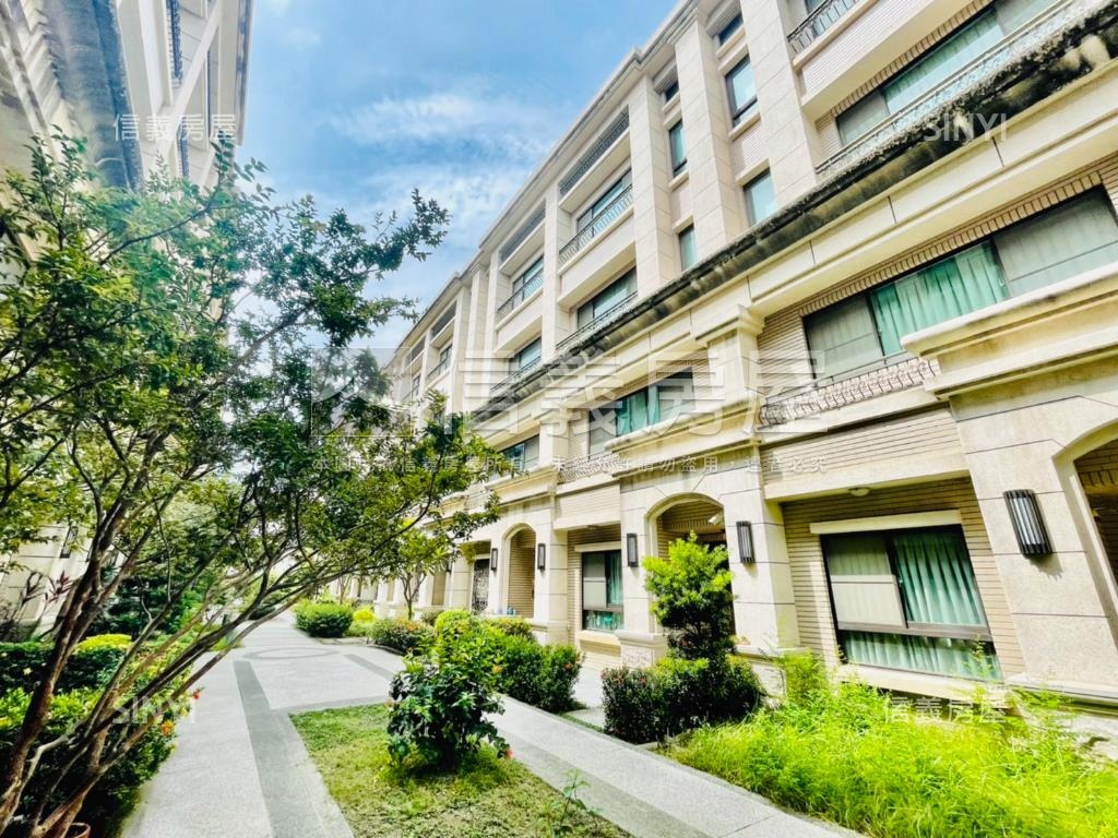 史博館溫馨花園大大車墅房屋室內格局與周邊環境