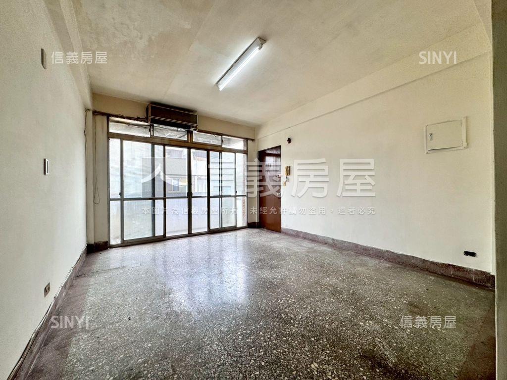 太原車站北華街頂加公寓房屋室內格局與周邊環境