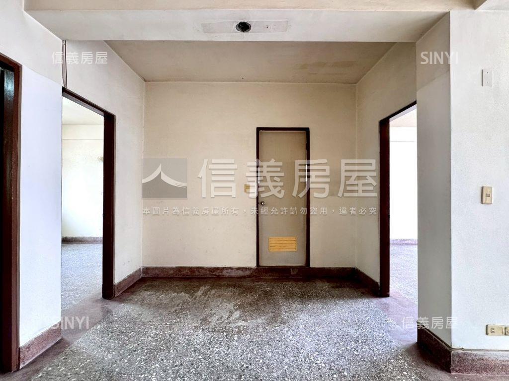 太原車站北華街頂加公寓房屋室內格局與周邊環境
