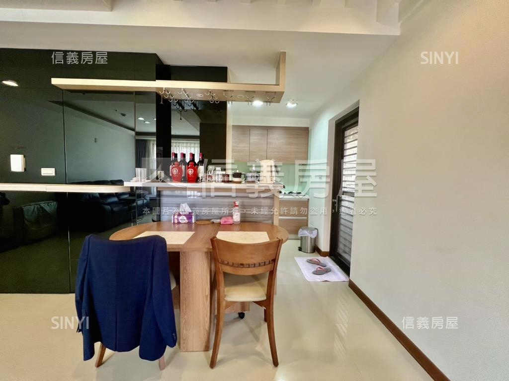 稀有高樓，近捷運樸石三房房屋室內格局與周邊環境