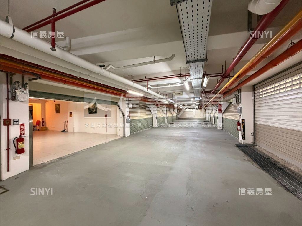 １１期哈佛雙車美別墅房屋室內格局與周邊環境
