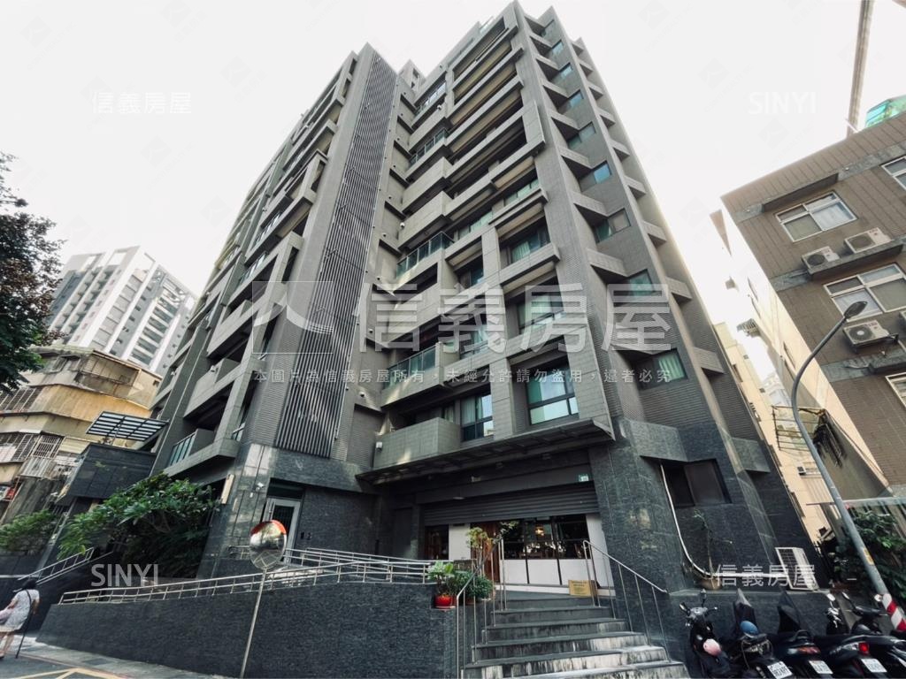 馥御你的心美屋三房車位房屋室內格局與周邊環境