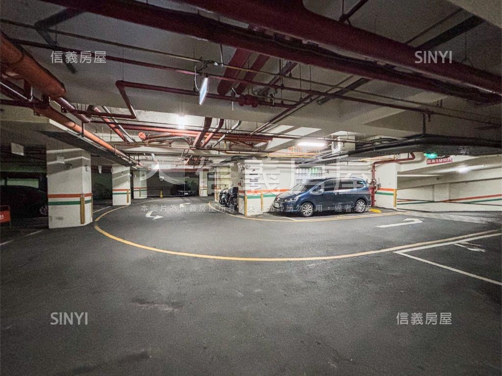 北投捷運３房車位房屋室內格局與周邊環境